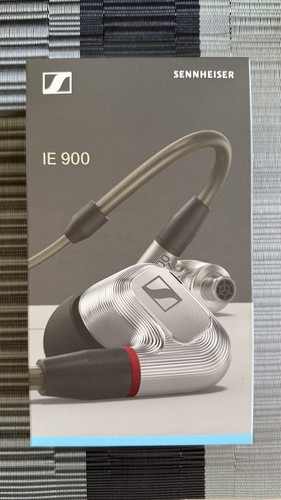 Authentic sennheiser 900 - ie,